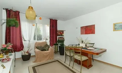 Vende-se apartamento mobiliado com 1 quarto e 51m² – Vila Ipiranga