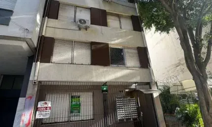 Kitnet térreo de frente à venda na Rua Lima e Silva – Cidade Baixa, Porto Alegre