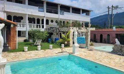 Casa comercial à venda na Doutor Adair Farah da Mota, 17, Itaipuaçú, Maricá por R$ 850.000