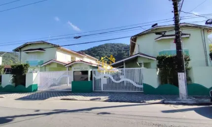 Casa com 2 quartos à venda na Avenida São Paulo, 560, Centro, Mongaguá, 81 m2 por R$ 340.000