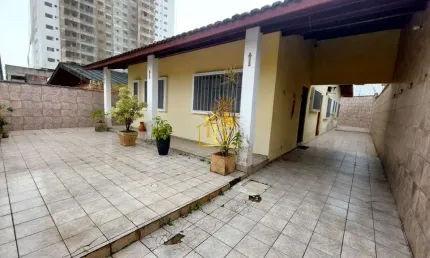 Casa com 5 quartos à venda na RUA MINAS GERAIS, 381, Jardim Praia Grande, Mongaguá, 166 m2 por R$ 770.000