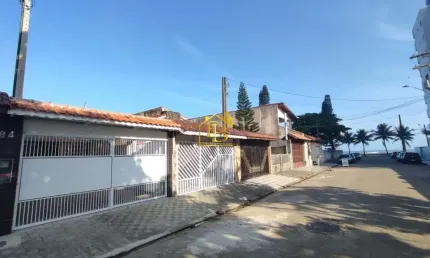 Casa com 3 quartos à venda na ALAMEDA UMUARAMA, 84, Vera Cruz, Mongaguá, 12652 m2 por R$ 490.000