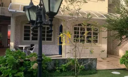 Casa com 4 quartos à venda na Avenida São Paulo, 137, Vila São Paulo, Mongaguá, 148 m2 por R$ 400.000