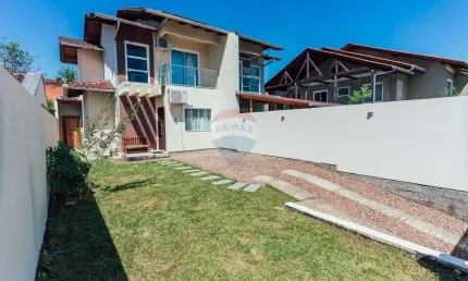 Sobrado Ideal em Indaial, SC! (Com 2 suítes e energia solar fotovoltaica)