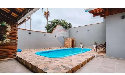 Casa à venda com piscina e área de festa - Tapajós - Indaial/SC