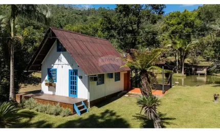 Sítio/Pousada/Casa de Campo em Benedito Novo/SC - Área total de 20.000m²