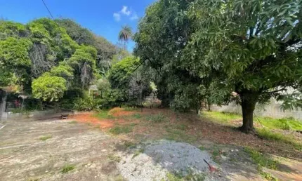 Terreno à venda na João Augusto Bitarães, 302, Trevo, Belo Horizonte por R$ 400.000