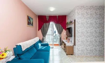 Apartamento semi mobiliado face norte em condomínio clube no bairro pinheirinho