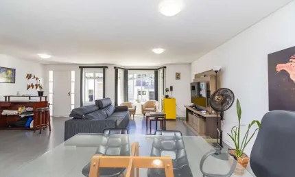 Sobrado com 3 dormitórios à venda, 200 m² por r$ 878.500,00 - pinheirinho - curitiba/pr