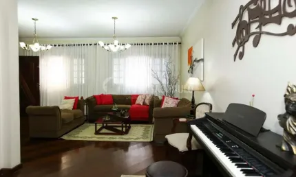 Casa com 3 quartos à venda no Centro, Diadema , 287 m2 por R$ 1.175.000