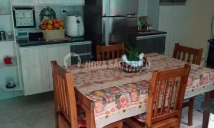 Casa com 4 quartos à venda no Taboão, Diadema , 178 m2 por R$ 570.000