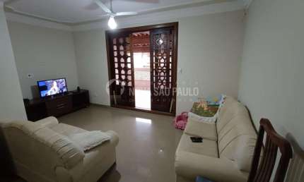 Casa com 3 quartos à venda no Canhema, Diadema , 196 m2 por R$ 650.000