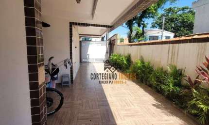 Casa com 3 dormitórios à venda, 112 m² por R$ 575.000,00 - Macuco - Santos/SP