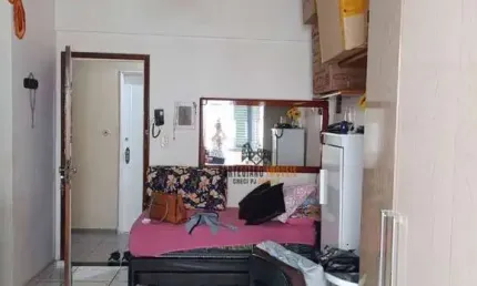 Kitnet à venda no centro de São Vicente – Conforto e praticidade!