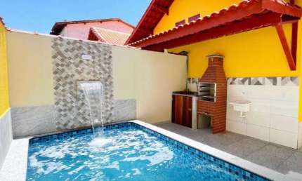 Casa para Venda em Mongaguá, Jussara, 2 dormitórios, 1 suíte, 1 banheiro, 2 vagas