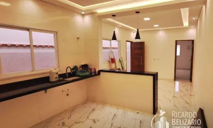 Casa para Venda em Itanhaém, Jardim Corumbá, 3 dormitórios, 2 suítes, 1 banheiro, 1 vaga