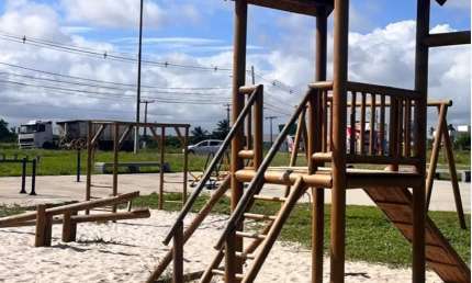 Terreno à venda na Rua Maria Do Carmo Tavares Silva, 100, Luar da Barra, Barra dos Coqueiros