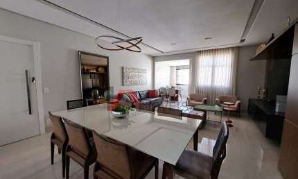 Oportunidade, apartamento 4 quartos seminovo, na Savassi.