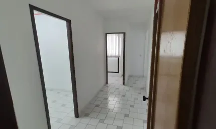 Sala comercial à venda de 30 m2 com 1 banheiro no Itaigara