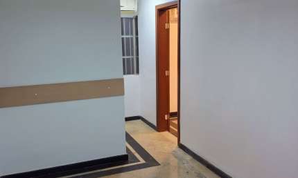 Sala comercial de 108m2 para locação no Empresarial Lucílio Cobas na Pituba