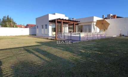 Casa com 1 quarto à venda na Rua das Camélias, Centro, Xangri-Lá, 117 m2 por R$ 970.000
