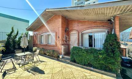 Casa com 5 quartos à venda na Rua Irmão Bonifácio, 782, Sagrada Família, Caxias do Sul, 322 m2 por R$ 849.000