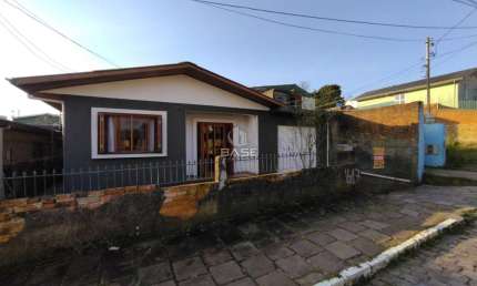 Casa com 2 quartos à venda na Nossa Senhora de Fátima, Caxias do Sul , 127 m2 por R$ 470.000
