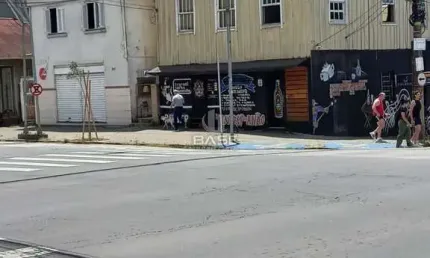 Terreno à venda no Centro, Caxias do Sul  por R$ 850.000