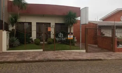 Casa à venda no Cinqüentenário, Caxias do Sul , 161 m2 por R$ 1.300.000