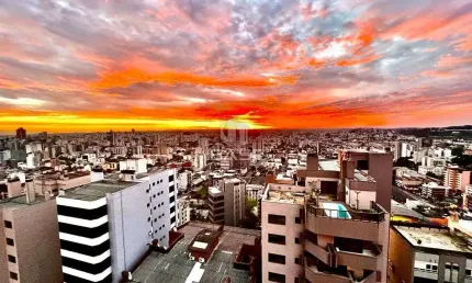 Apartamento com 3 quartos à venda na Rua Doutor Romolo Carbone, 668, Madureira, Caxias do Sul, 242 m2 por R$ 1.600.000