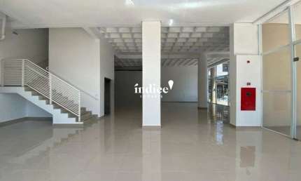 Sala comercial no bairro condomínio itamaraty, 5 vagas, itamaraty