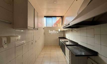 Sala Comercial no Bairro Jardim Guaporé, 94 vagas, Best Center