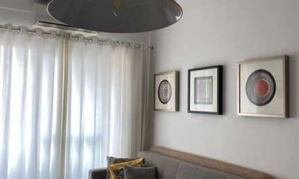 Apartamento na zona sul em ótima localização, sendo 2 dormitórios, com 1 suíte