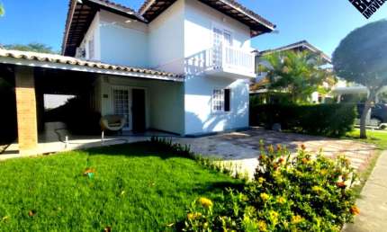 Casa de luxo em condomínio à venda em Itapuã, Salvador-BA: 4 quartos, 2 suítes, 2 salas, 5 banheiros, 2 vagas, 153,53m².