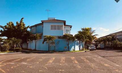 Casa 5 quartos, piscina, varanda gourmet, condomínio fechado