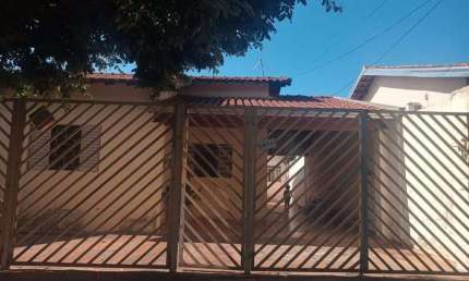 otima casa de 2 dormitorios com edicula no fundo residencial caetano