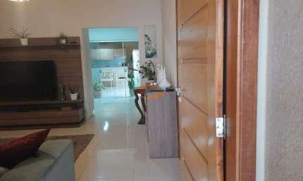 Uma casa toda planejada no Bairro Anchieta bem localizada .