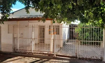 Casa à venda na Rua Doutor Moacyr Cabral, Jardim das Oliveiras, São José do Rio Preto
