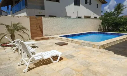 Casa para Venda em Lauro de Freitas, Vilas Do Atlântico, 4 dormitórios, 3 suítes, 4 banheiros, 3 vagas