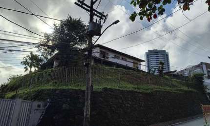 Casa para Venda em Salvador, Rio Vermelho, 6 dormitórios, 3 suítes, 5 banheiros, 8 vagas