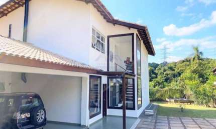 Sobrado para Venda em Cotia, Granja Viana II, 3 dormitórios, 3 suítes, 5 banheiros, 6 vagas