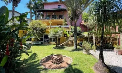 Casa à venda na Avenida José Giorgi, 2401, Granja Viana II, Cotia