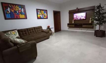 Rancho para Venda em Penápolis, Centro, 3 dormitórios, 3 suítes, 5 banheiros, 10 vagas