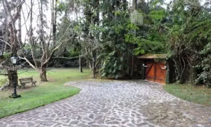 Casa à venda na Rio Bonito, 404, Chácara Eliana, Cotia