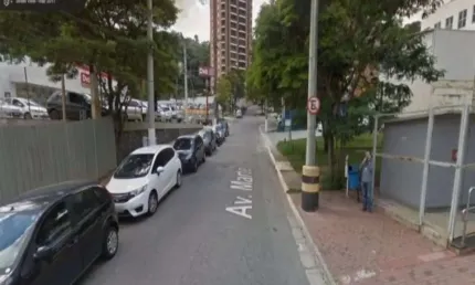 Terreno para Venda em Santana de Parnaíba, Alphaville
