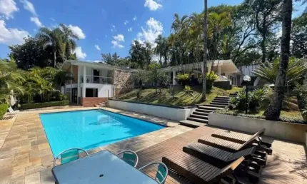 Casa à venda na Rua São João, 732, Vila Santo Antônio, Cotia