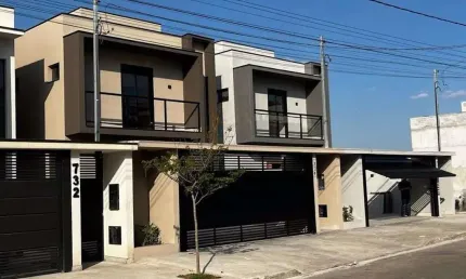 Casa à venda na Rua das Nogueiras, 724, Portais (Polvilho), Cajamar