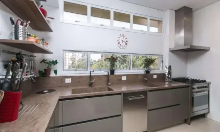 Apartamento para alugar na Avenida José Galante, 498, Vila Suzana, São Paulo