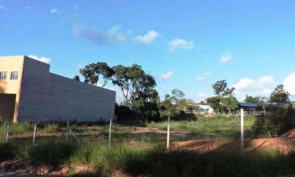 Terreno à venda na Avenida Cruzada Bandeirantes, Vila Jovina, Cotia