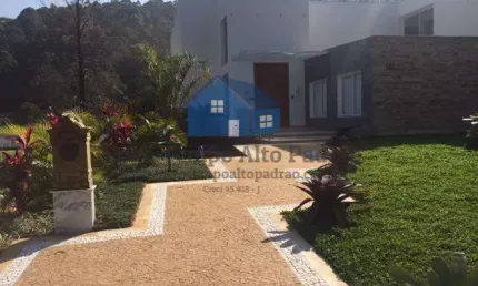 Mansão dos Sonhos com cinema, quadra de beach tenis e lazer completo